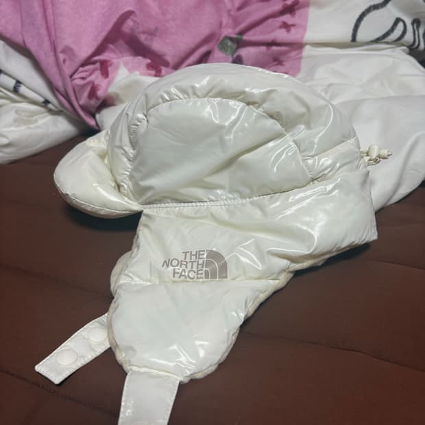 노스페이스 화이트 라벨 티볼 이어머프 캡 크림