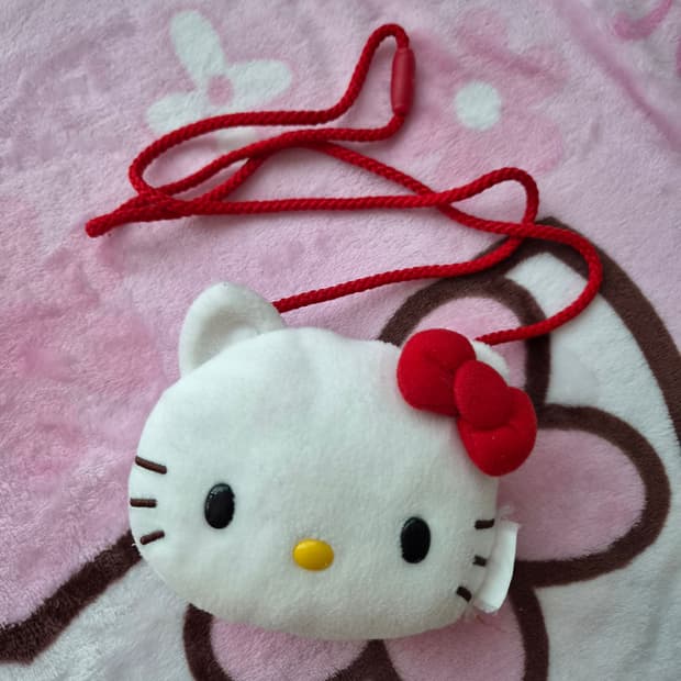 헬로키티 고전키티 얼굴 파우치 90년대 출시품