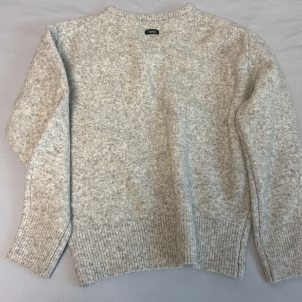 타일레 모헤어 브이넥 니트 2 사이즈