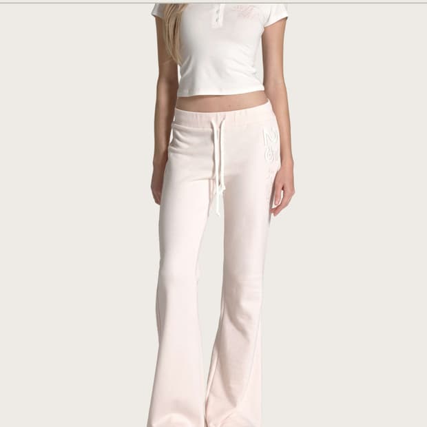 클리시어 25 Soft club straight pants 구합니다!