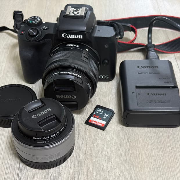 캐논 EOS M50 Mark 2 + EF-M F2 22mm 단렌즈