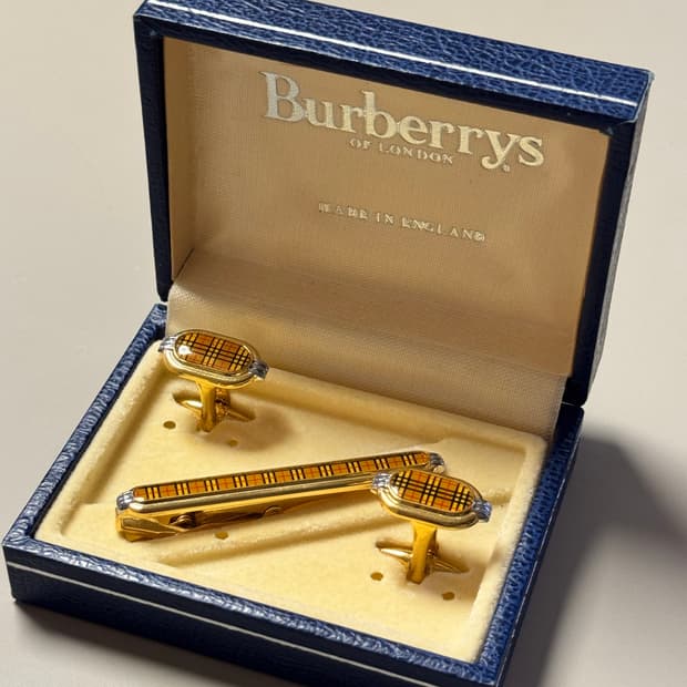 버버리(Burberrys) 빈티지 노바체크 넥타이핀 커프스 세트
