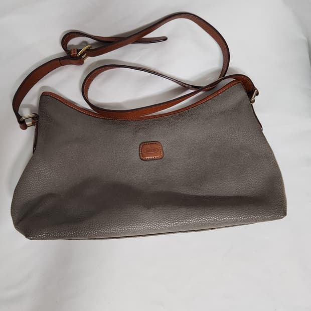 H813 브릭스 Brics 가죽 크로스백
