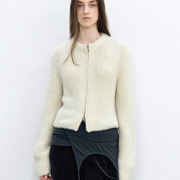 인사일런스 부클 니트 점퍼 가디건