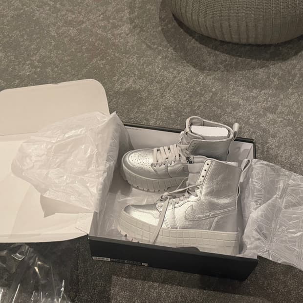 나이키 nike 에어조던 브루클린 실버 240