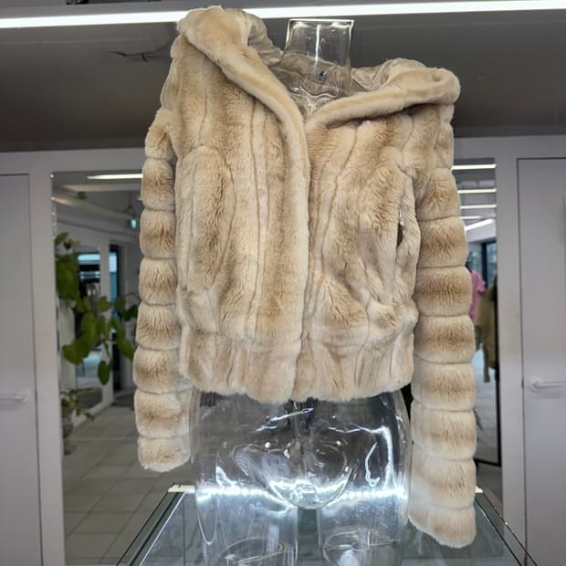 gradation fur jacket