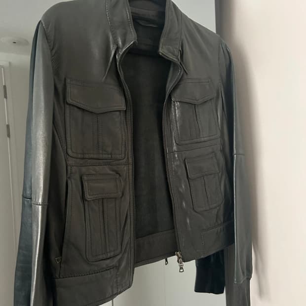 닐바렛 싱글 투웨이 가죽 자켓 xs사이즈