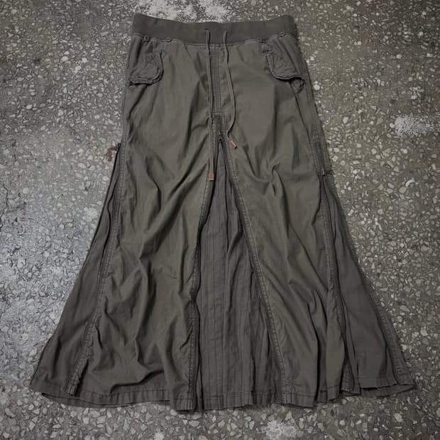 G.O.A Ziper Detail Skirt