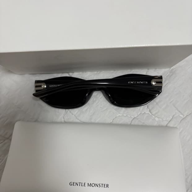  젠틀몬스터 선글라스