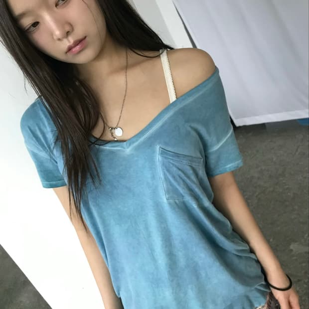 워싱 스카이 블루 티셔츠