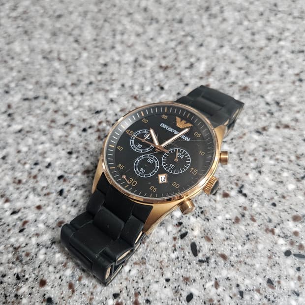 엠포리오 아르마니 시계