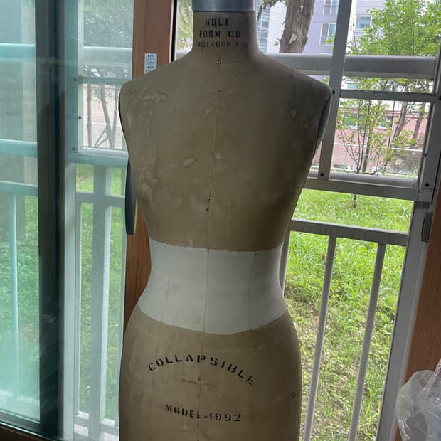 90s wolf form ny 울프폼 뉴욕 빈티지 마네킹 의상실 디자이너