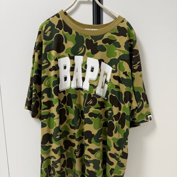 베이프 ABC 카모 릴렉스드 핏 베이프 로고 티셔츠 아미 