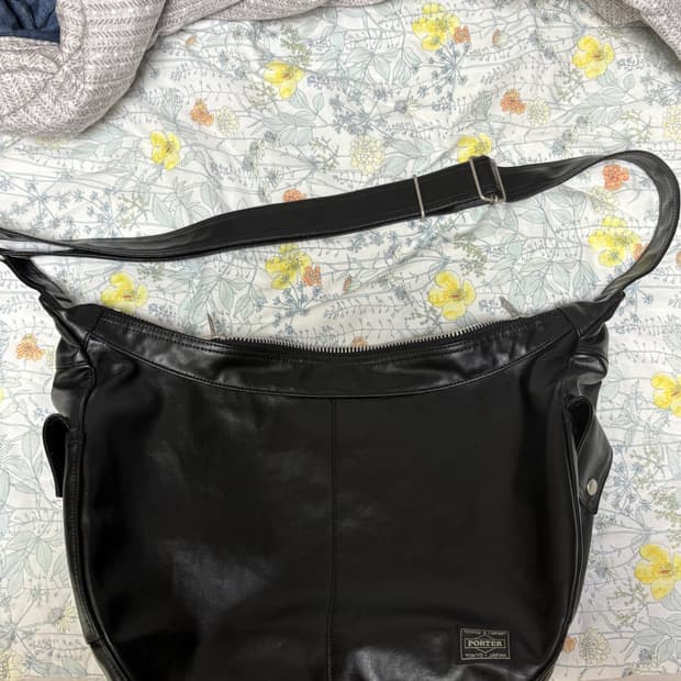 포터 프리스타일 숄더백 L사이즈 블랙
