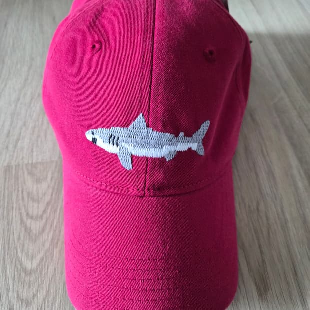 HATSON 햇츠온 상어 자수 볼캡 새상품