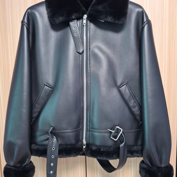 론트 X 깡 121 무스탕