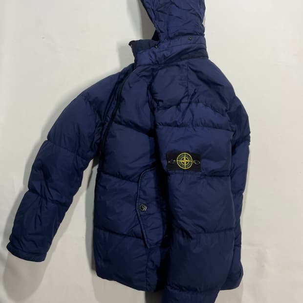 스톤아일랜드 크링클랩스 패딩 네이비