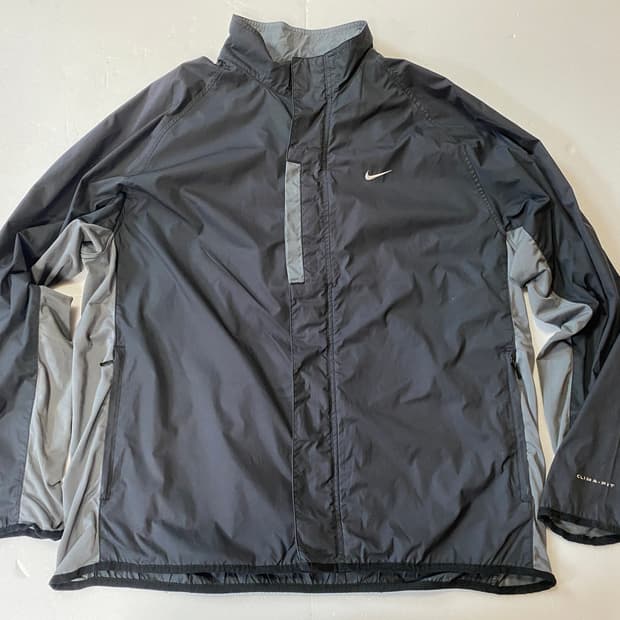 Nike x tiger woods 바람막이 L(100)