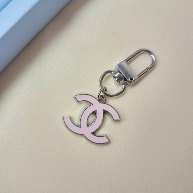 2+1 행사) 샤넬 키링 빈티지 펜던트 핑크cc