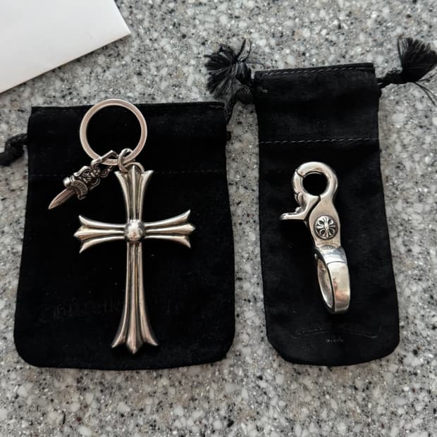 크롬하츠 라지크로스 대거 키링 & 크로스볼 퀵클립