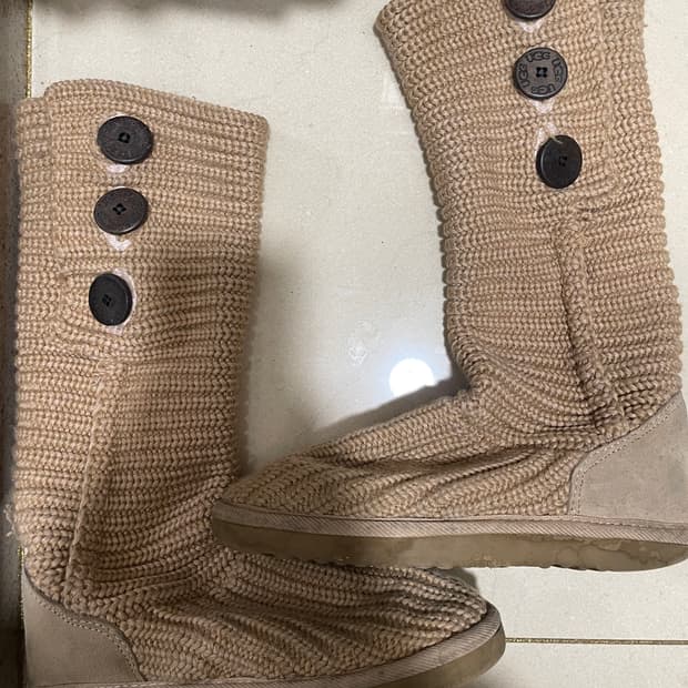 Ugg 어그 카디 230