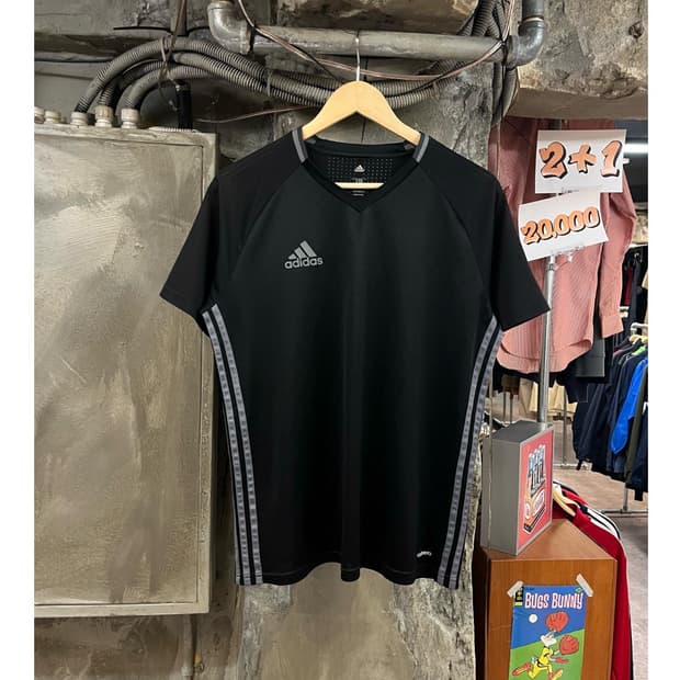 아디다스 브이넥 기능성 반팔티 블랙 110 #csz3219