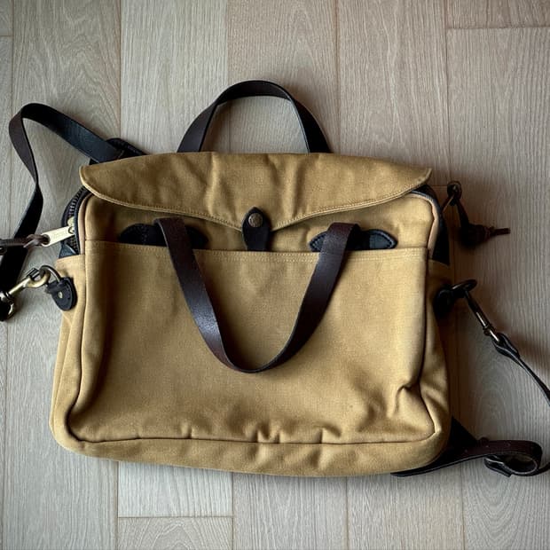 필슨(Filson) 256 러기드 트윌 오리지널 브리프케이스