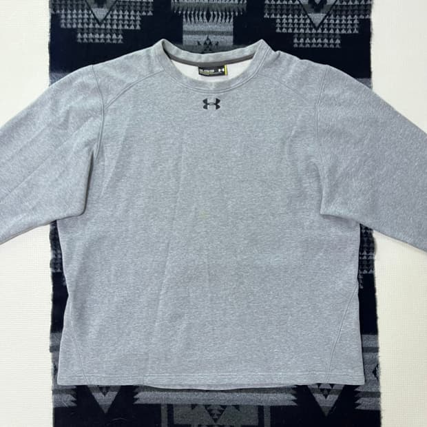 언더아머 그레이 맨투맨 2XL