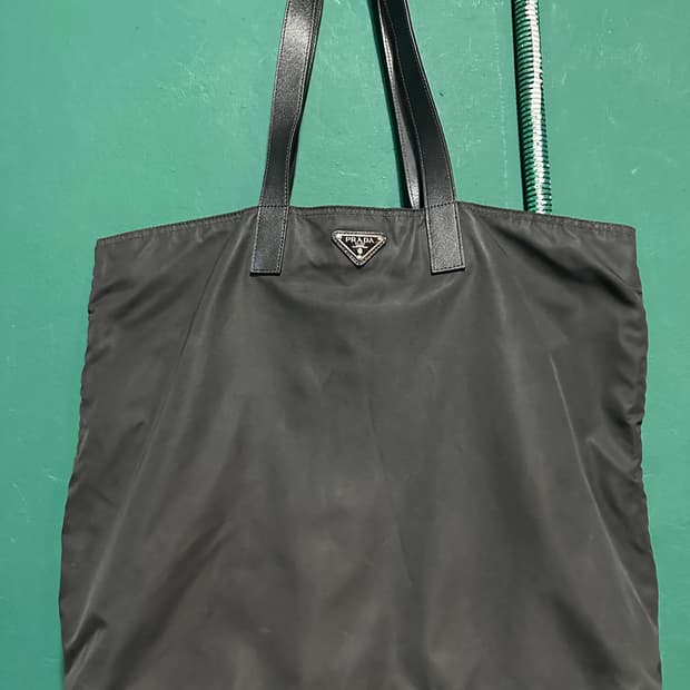 프라다 나일론 숄더백