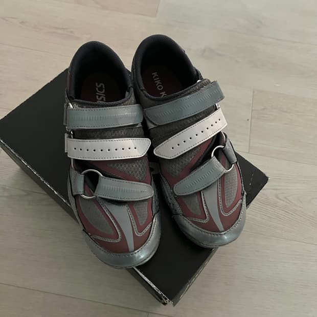 키코 아식스 제시릿 235