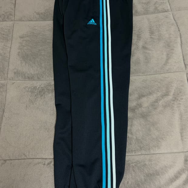 아디다스 삼선 트레이닝 바지(희귀색상)