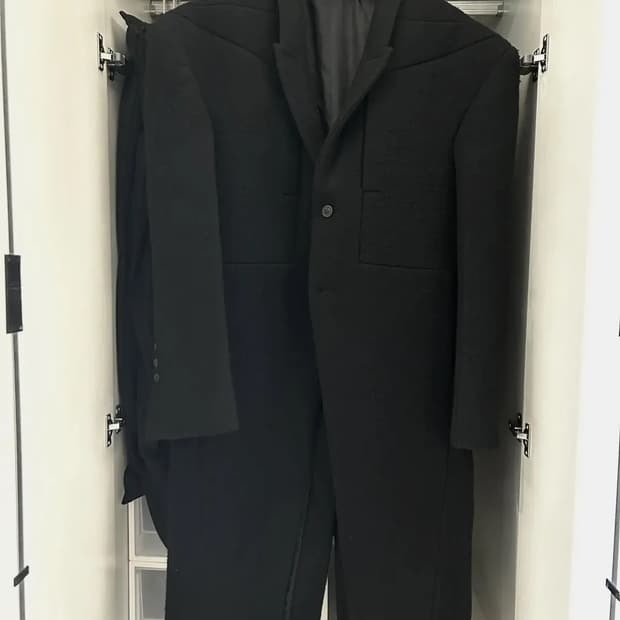 릭오웬스 점보 룩소르 코트 삽니다