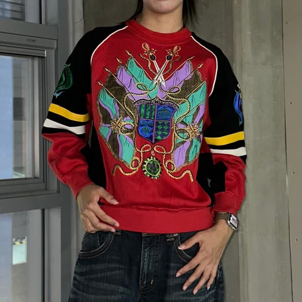 vintage Heraldic knit