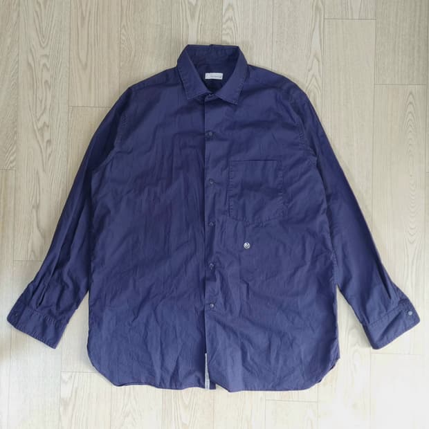 나나미카 레귤러 칼라 윈드 셔츠