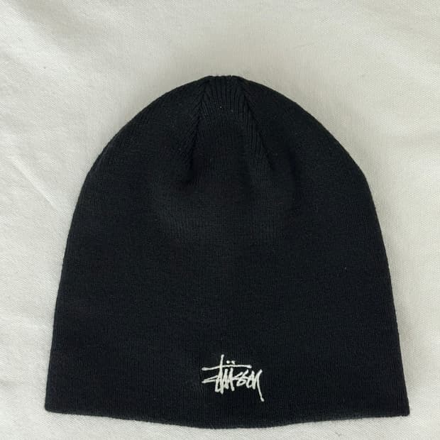 스투시 베이직 스컬캡 비니 블랙 (미착용)