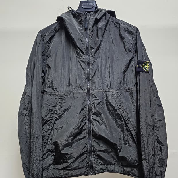 스톤아일랜드 NYLON METAL 후드 자켓