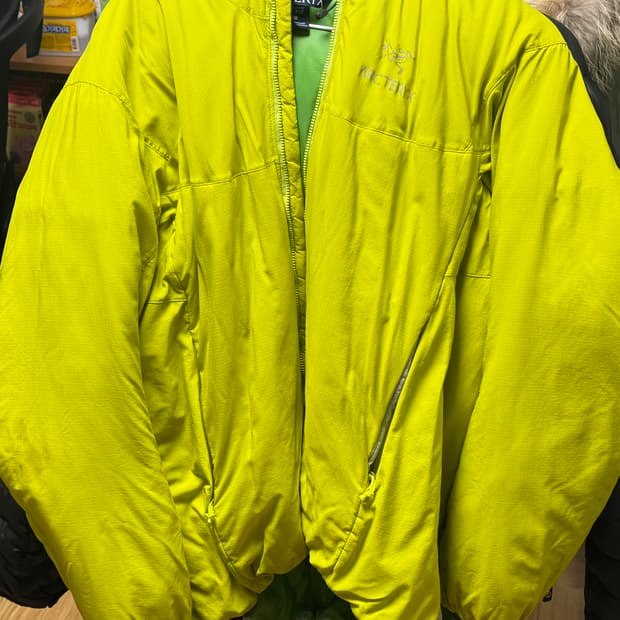 아크테릭스 아톰 sv 자켓 m