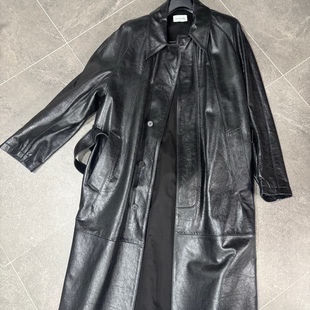 누마레 가죽코트