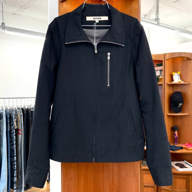 [46] 팩토텀 블랙 자켓