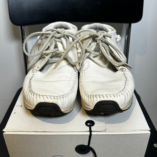 비즈빔 화이트 레더 FBT