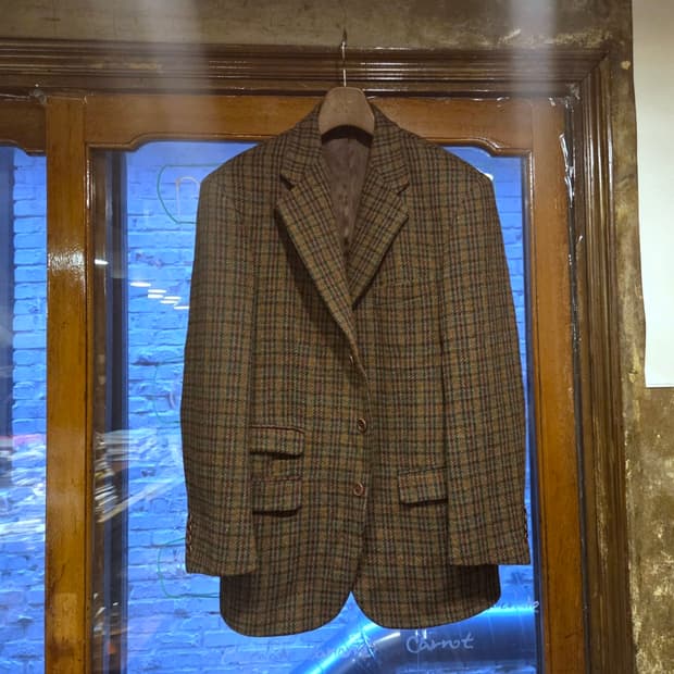 이탈리아 브랜드 지노피니 트위드자켓