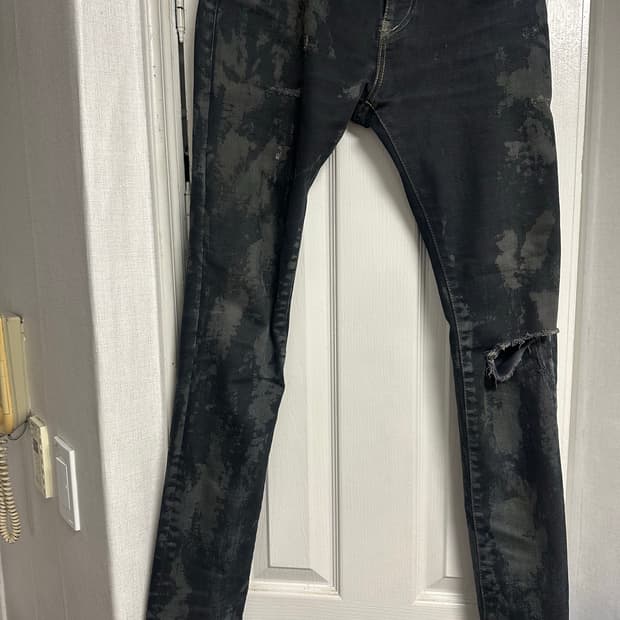 생로랑 13fw 더티 오일진