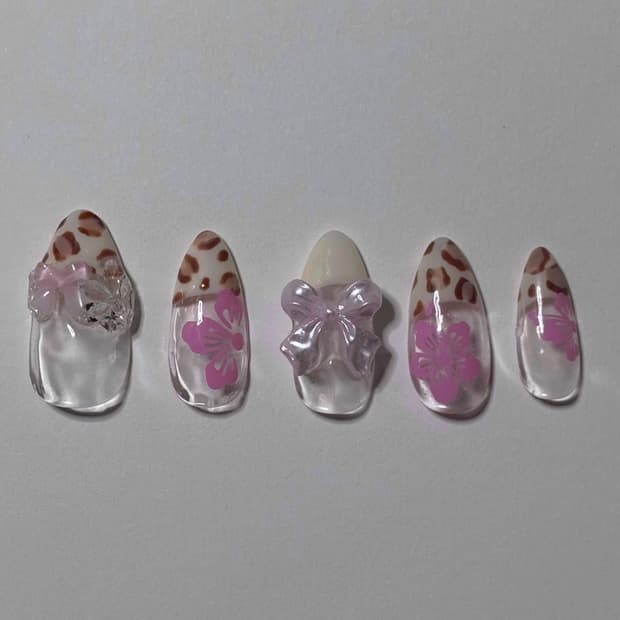 Tropical Leopard Bow