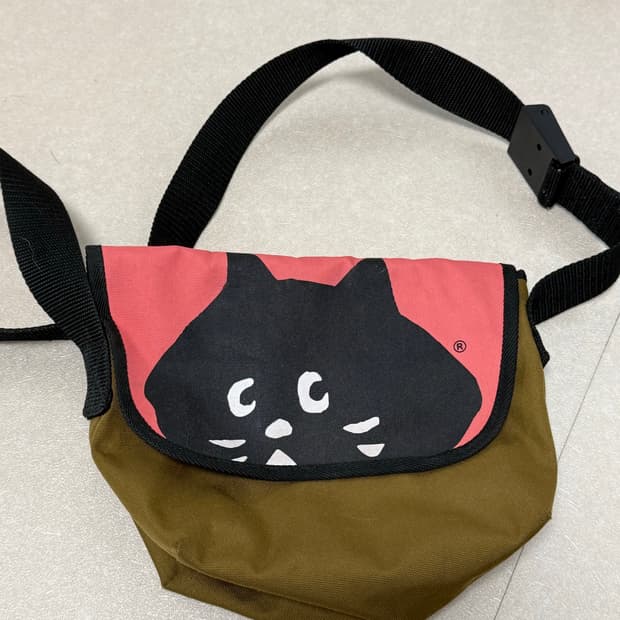 내넷냐 크로스백