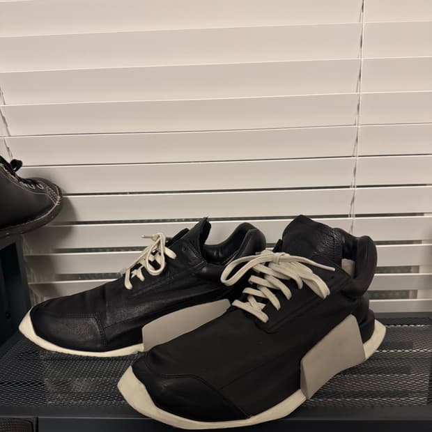 릭오웬스x아디다스 레벨러너 (260mm)