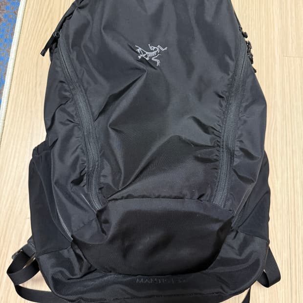 아크테릭스 맨티스 32 블랙