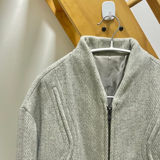 쿠어(COOR) 헤링본 울 블루종 자켓 그레이