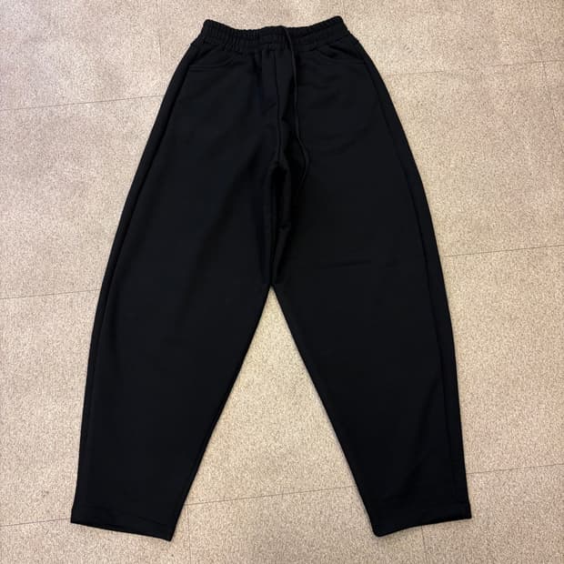 mjd 에브리데이 스웻팬츠 블랙