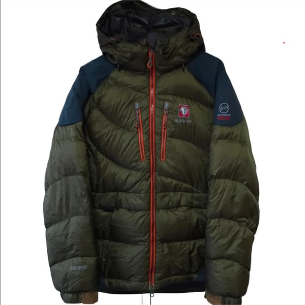 블랙야크 구스다운패딩잠바 100-105 거위턱점퍼 파카