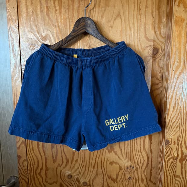 갤러리 디파트먼트 반바지 판매 합니다. 